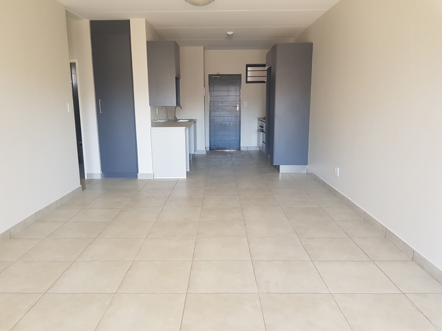 2 Bedroom Property for Sale in Raslouw Gauteng