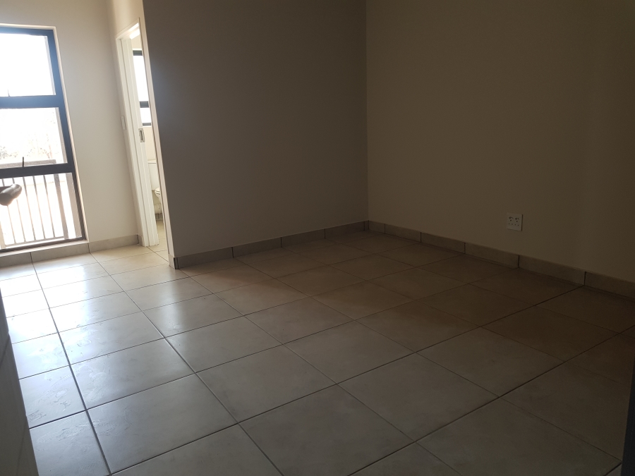 2 Bedroom Property for Sale in Raslouw Gauteng