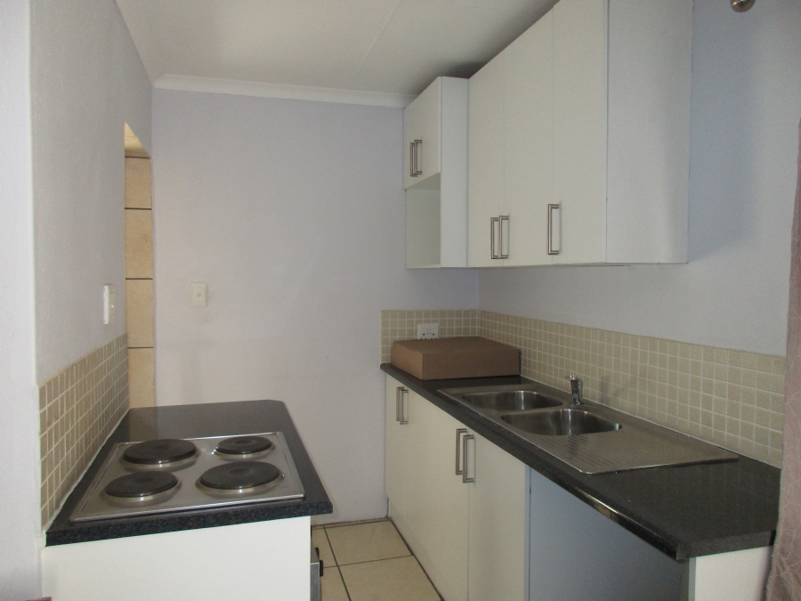 To Let 1 Bedroom Property for Rent in Randpark Ridge Gauteng