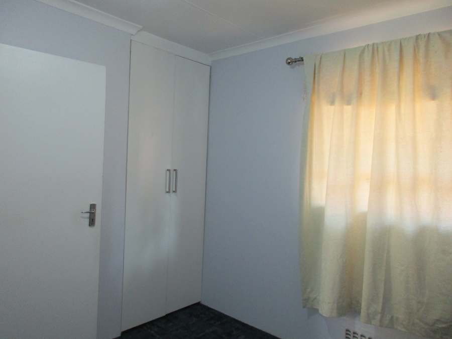 To Let 1 Bedroom Property for Rent in Randpark Ridge Gauteng