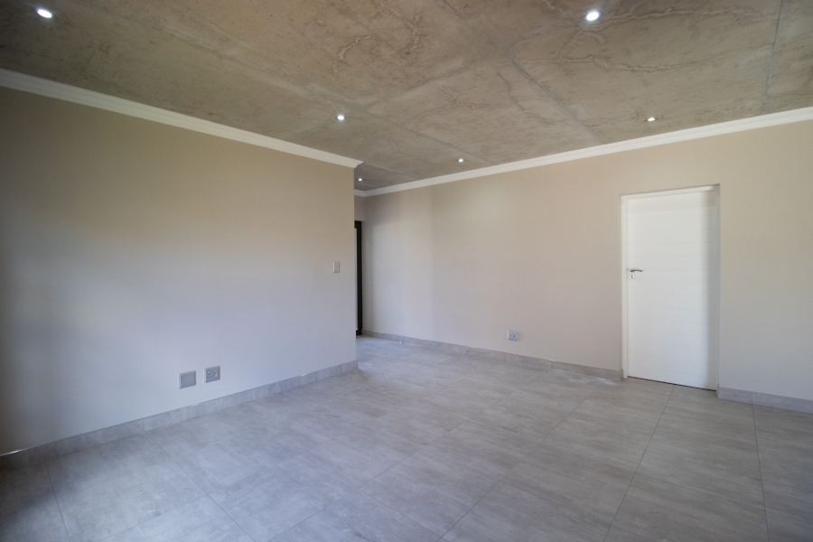 5 Bedroom Property for Sale in Comet Gauteng