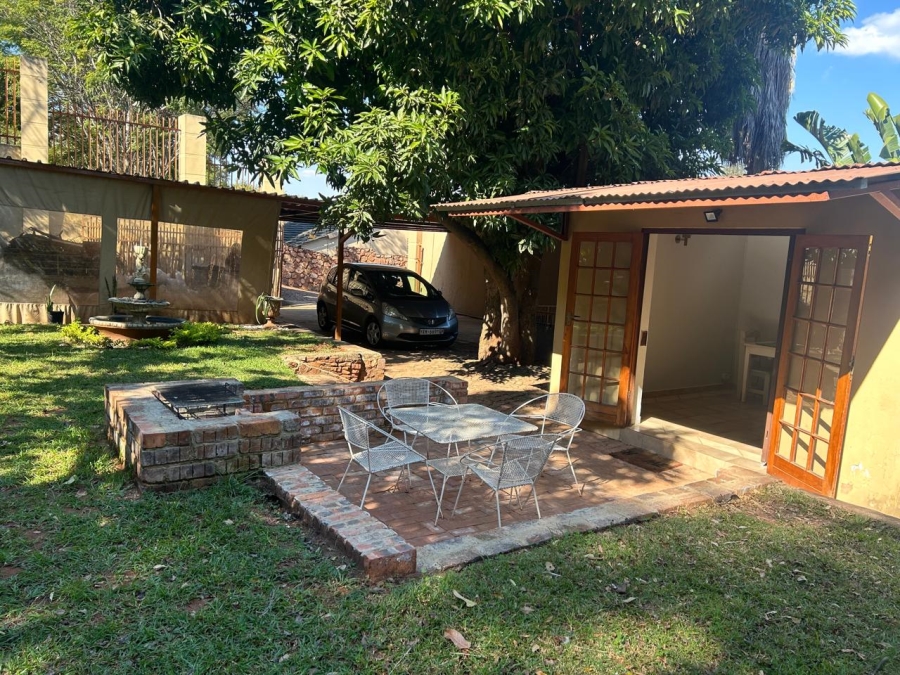 To Let 1 Bedroom Property for Rent in Waverley Gauteng