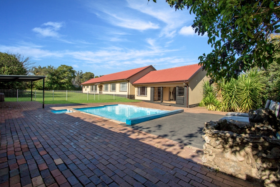 4 Bedroom Property for Sale in Greenhills Gauteng