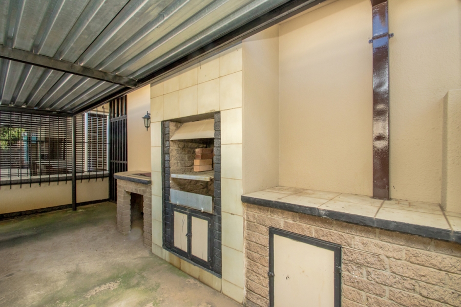 4 Bedroom Property for Sale in Greenhills Gauteng