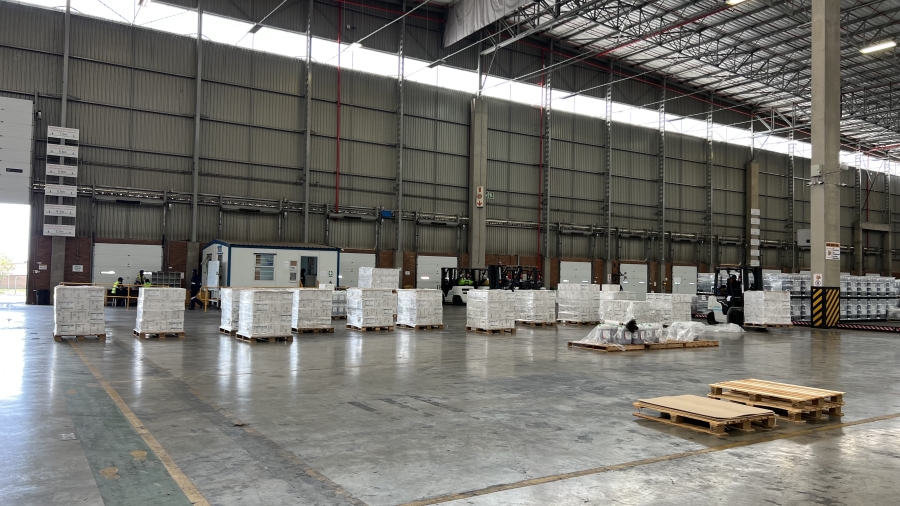 To Let commercial Property for Rent in Gosforth Park Gauteng