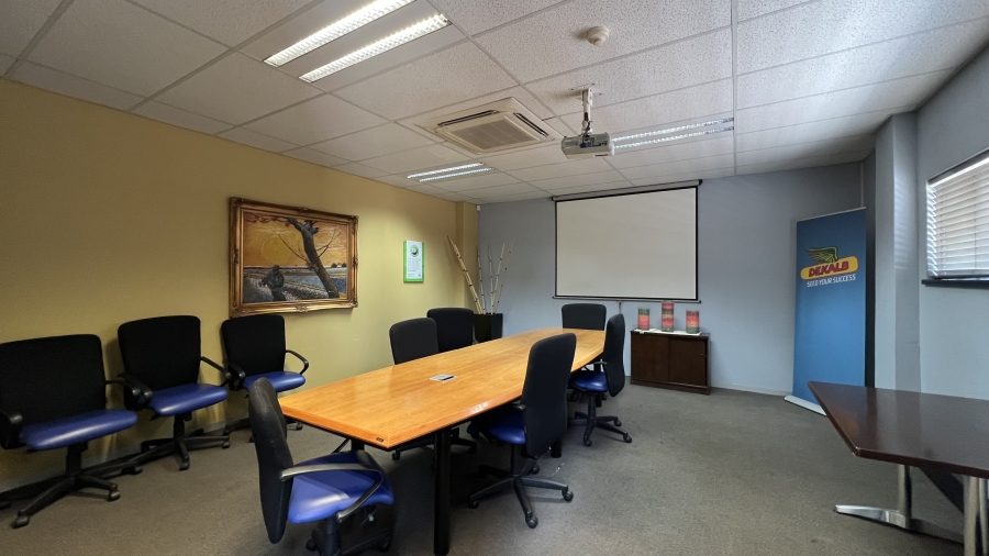 To Let commercial Property for Rent in Gosforth Park Gauteng
