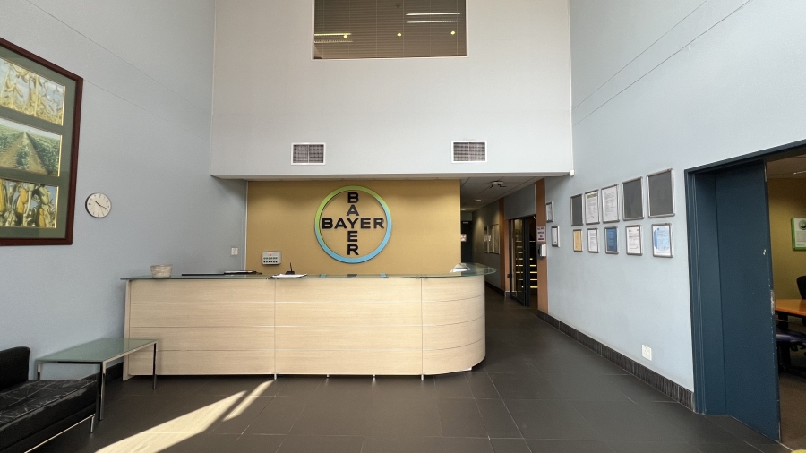 To Let commercial Property for Rent in Gosforth Park Gauteng