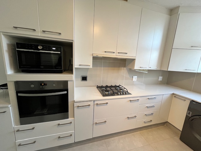 To Let 3 Bedroom Property for Rent in Sandhurst Gauteng