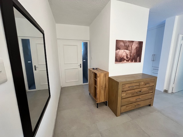 To Let 3 Bedroom Property for Rent in Sandhurst Gauteng