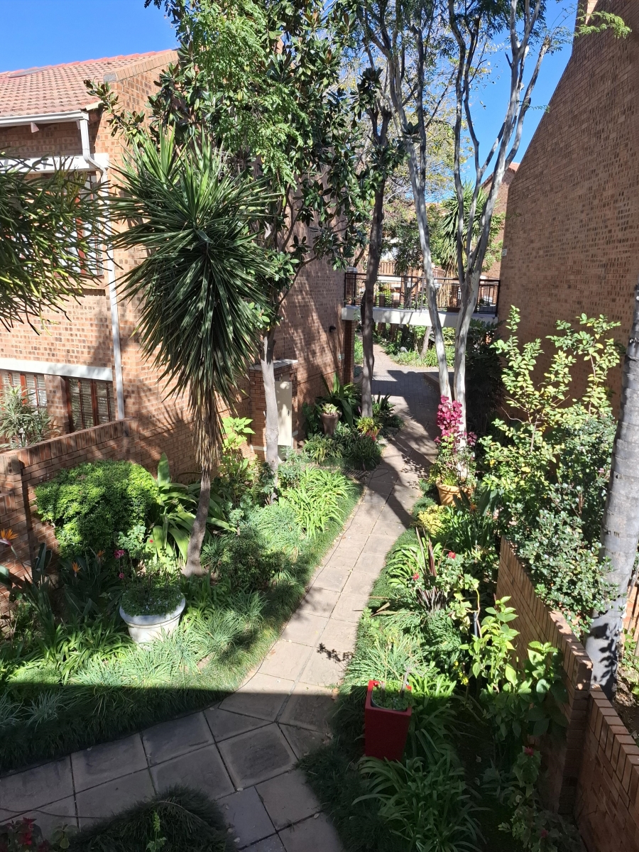 2 Bedroom Property for Sale in Equestria Gauteng