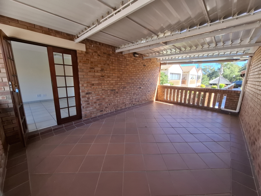 1 Bedroom Property for Sale in Equestria Gauteng