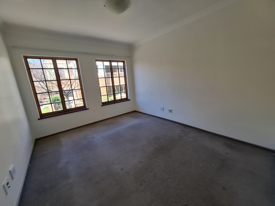 1 Bedroom Property for Sale in Equestria Gauteng