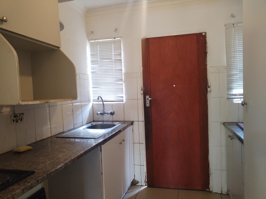 2 Bedroom Property for Sale in Ormonde Gauteng