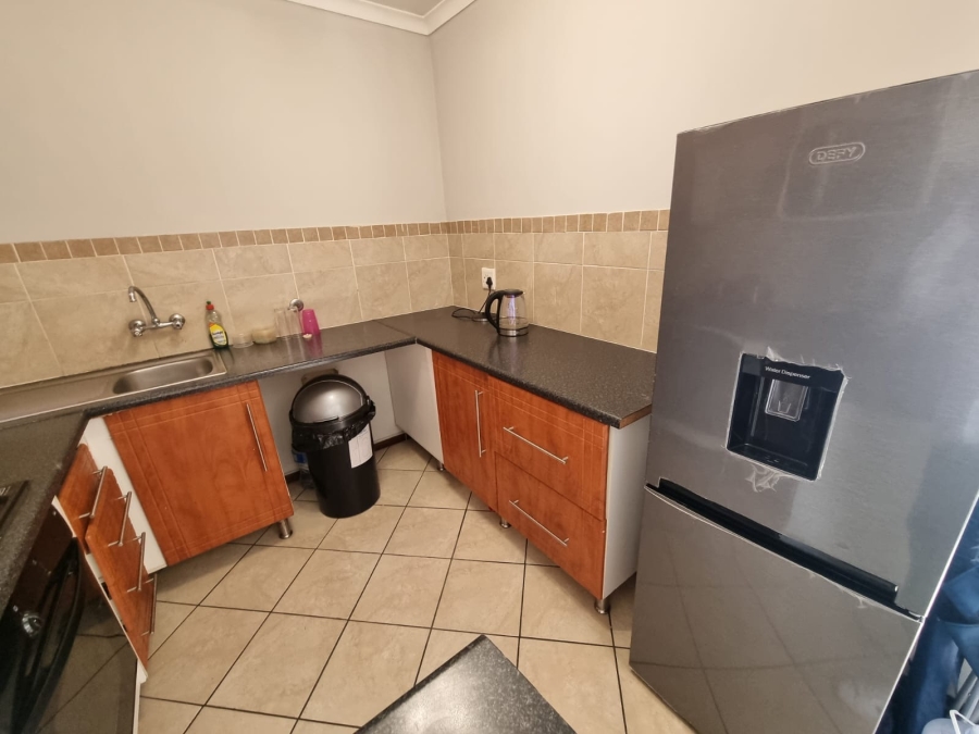 2 Bedroom Property for Sale in Noordwyk Gauteng