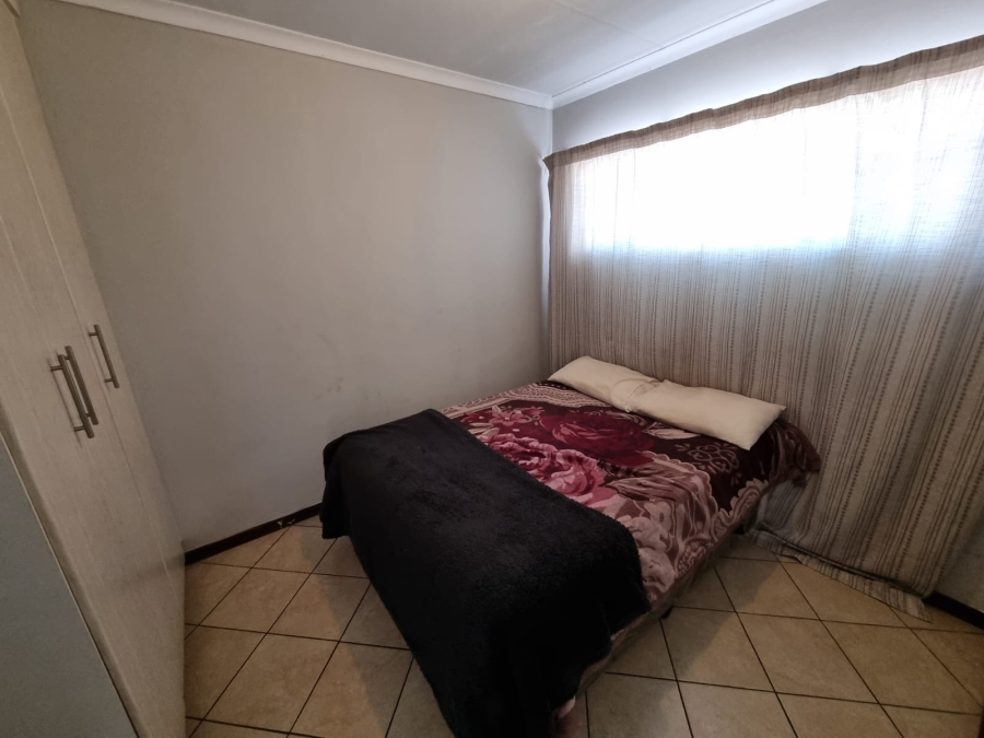 2 Bedroom Property for Sale in Noordwyk Gauteng