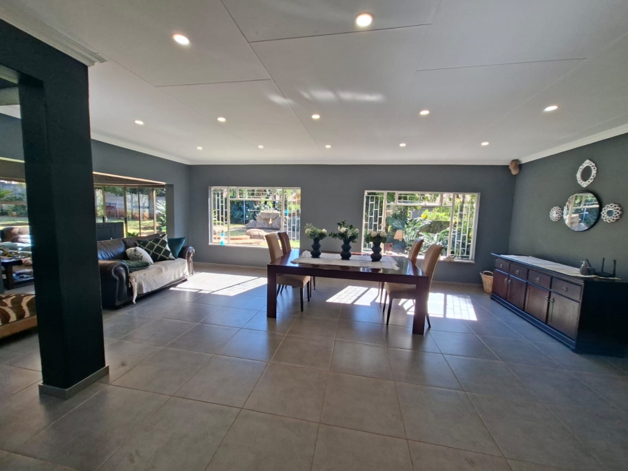 3 Bedroom Property for Sale in Helderkruin Gauteng