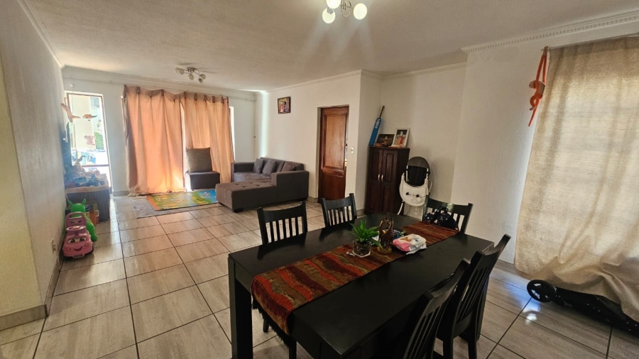 2 Bedroom Property for Sale in Morningside Gauteng
