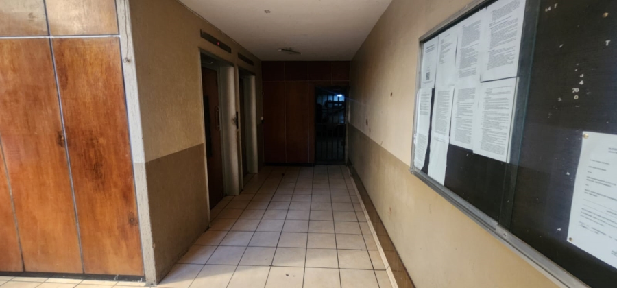 2 Bedroom Property for Sale in Berea Gauteng