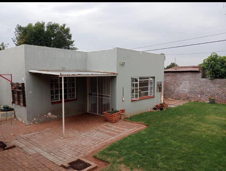 To Let 1 Bedroom Property for Rent in Apple Park Gauteng