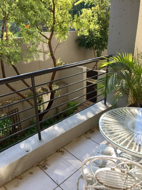To Let 1 Bedroom Property for Rent in Bryanston Gauteng