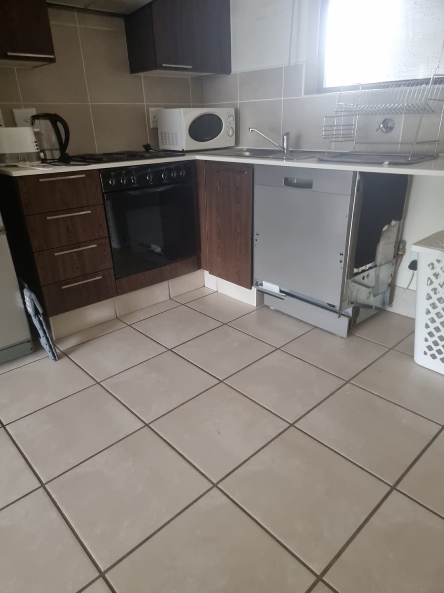 To Let 1 Bedroom Property for Rent in Bryanston Gauteng