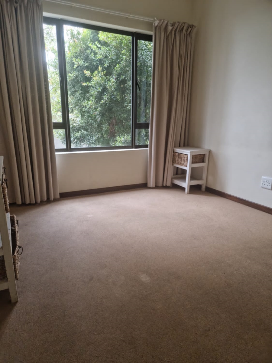 To Let 1 Bedroom Property for Rent in Bryanston Gauteng