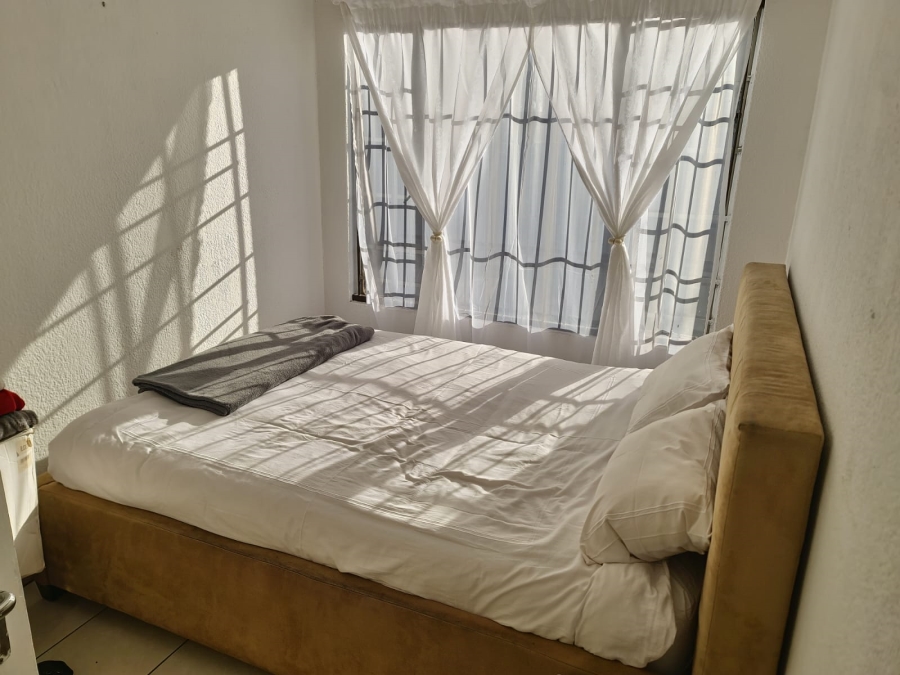 2 Bedroom Property for Sale in Equestria Gauteng