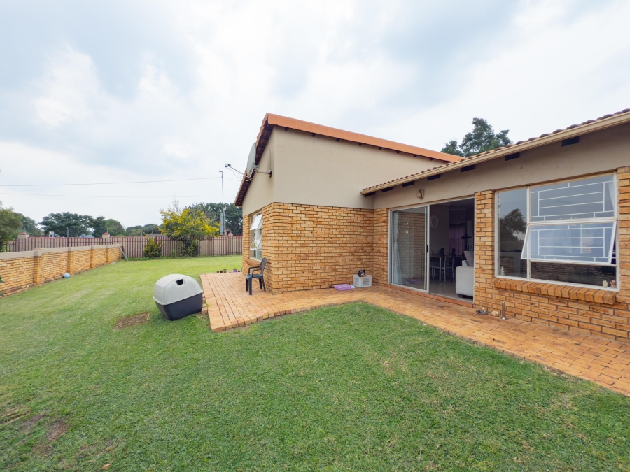 3 Bedroom Property for Sale in Heuwelsig Estate Gauteng