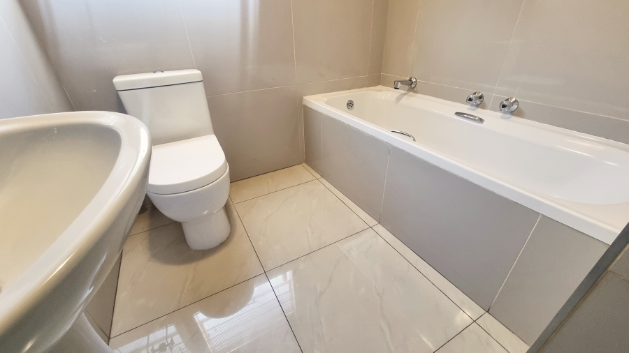 2 Bedroom Property for Sale in Meyersdal Gauteng