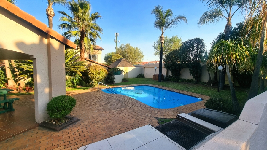 2 Bedroom Property for Sale in Meyersdal Gauteng