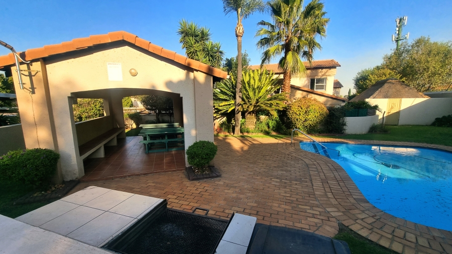 2 Bedroom Property for Sale in Meyersdal Gauteng