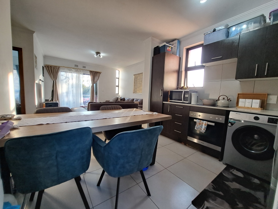 To Let 2 Bedroom Property for Rent in Jackal Creek Golf Estate Gauteng