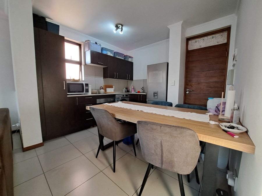 To Let 2 Bedroom Property for Rent in Jackal Creek Golf Estate Gauteng