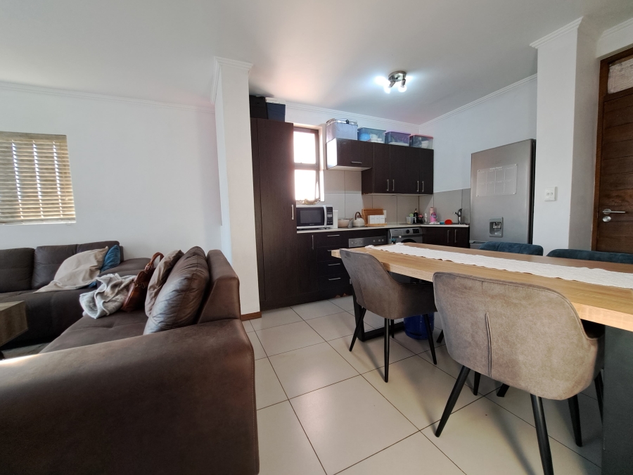 To Let 2 Bedroom Property for Rent in Jackal Creek Golf Estate Gauteng