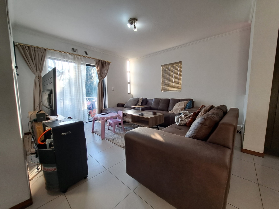To Let 2 Bedroom Property for Rent in Jackal Creek Golf Estate Gauteng