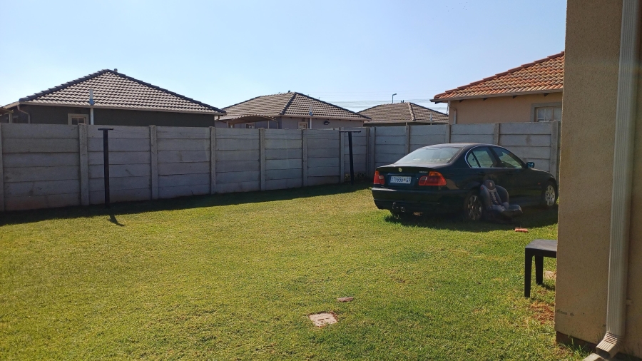 3 Bedroom Property for Sale in Sky City Gauteng