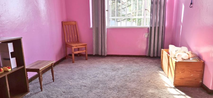 6 Bedroom Property for Sale in Oakdene Gauteng
