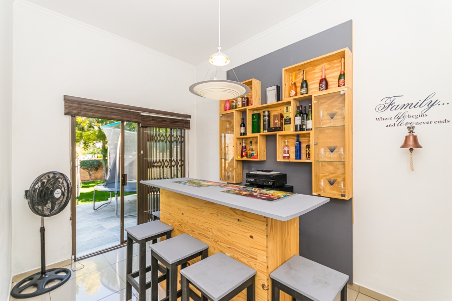 3 Bedroom Property for Sale in Halfway Gardens Gauteng