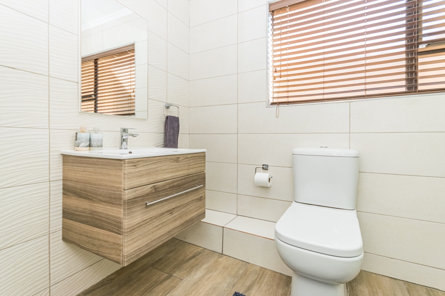 3 Bedroom Property for Sale in Halfway Gardens Gauteng