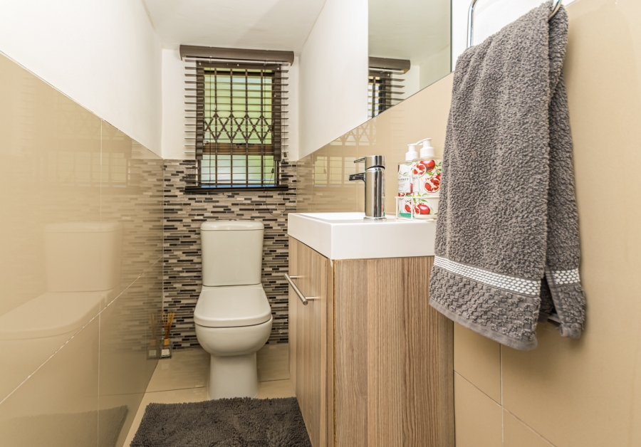 3 Bedroom Property for Sale in Halfway Gardens Gauteng