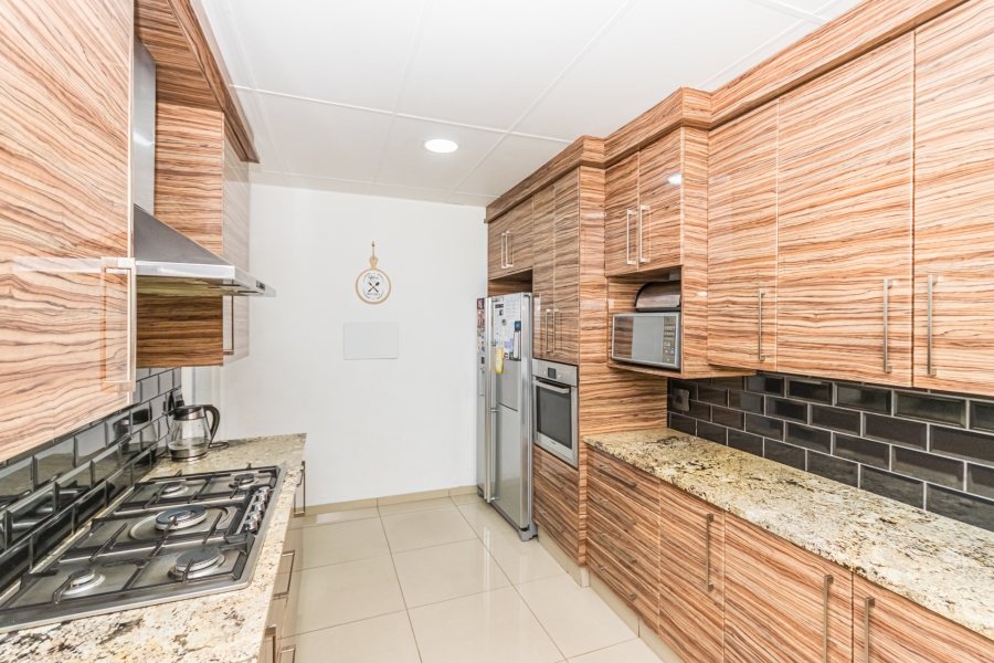 3 Bedroom Property for Sale in Halfway Gardens Gauteng