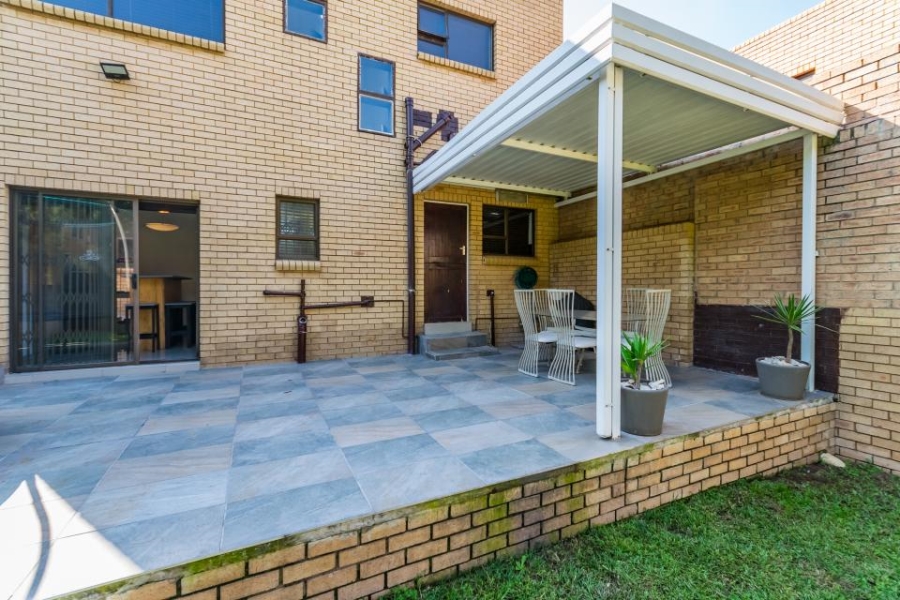 3 Bedroom Property for Sale in Halfway Gardens Gauteng