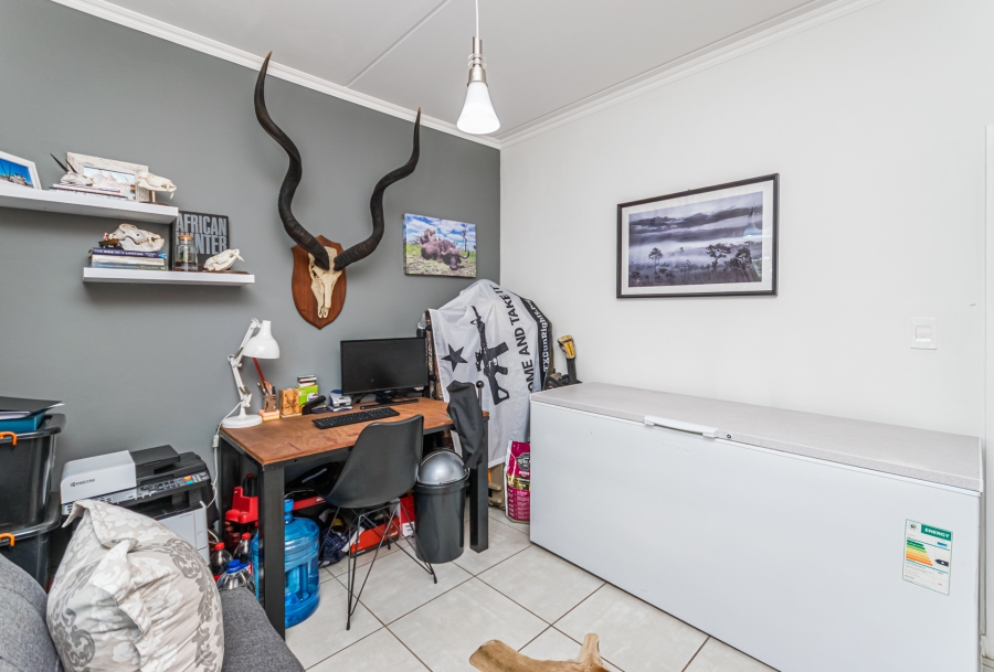 3 Bedroom Property for Sale in Crowthorne AH Gauteng