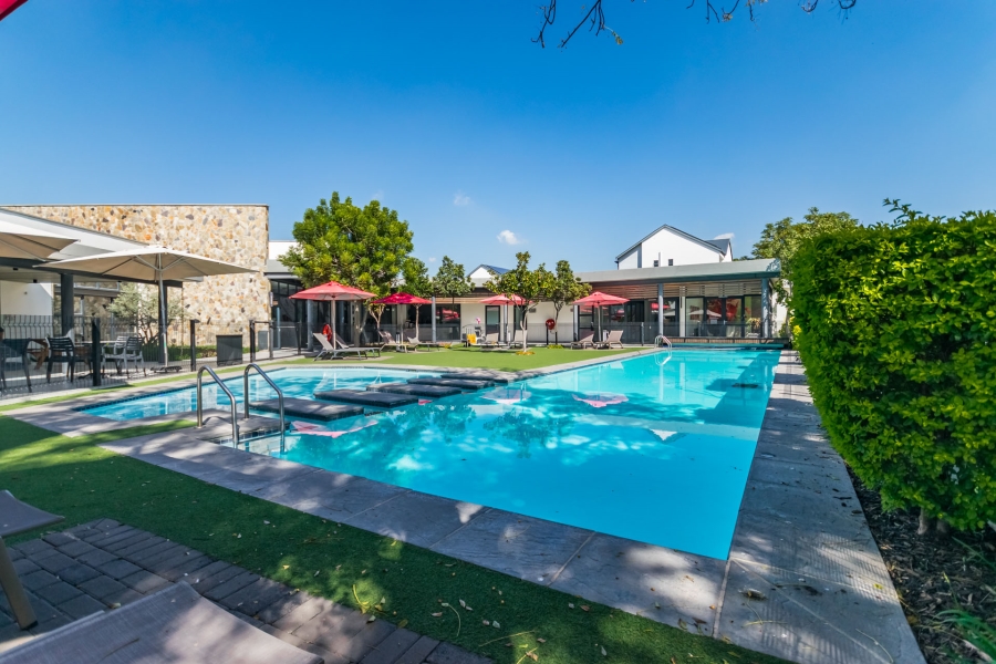 3 Bedroom Property for Sale in Crowthorne AH Gauteng