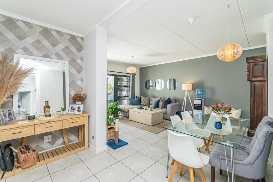 3 Bedroom Property for Sale in Crowthorne AH Gauteng