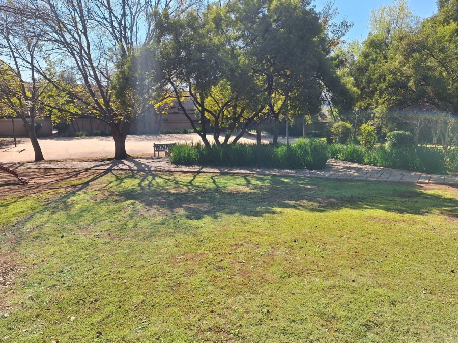 3 Bedroom Property for Sale in Eldoraigne Gauteng