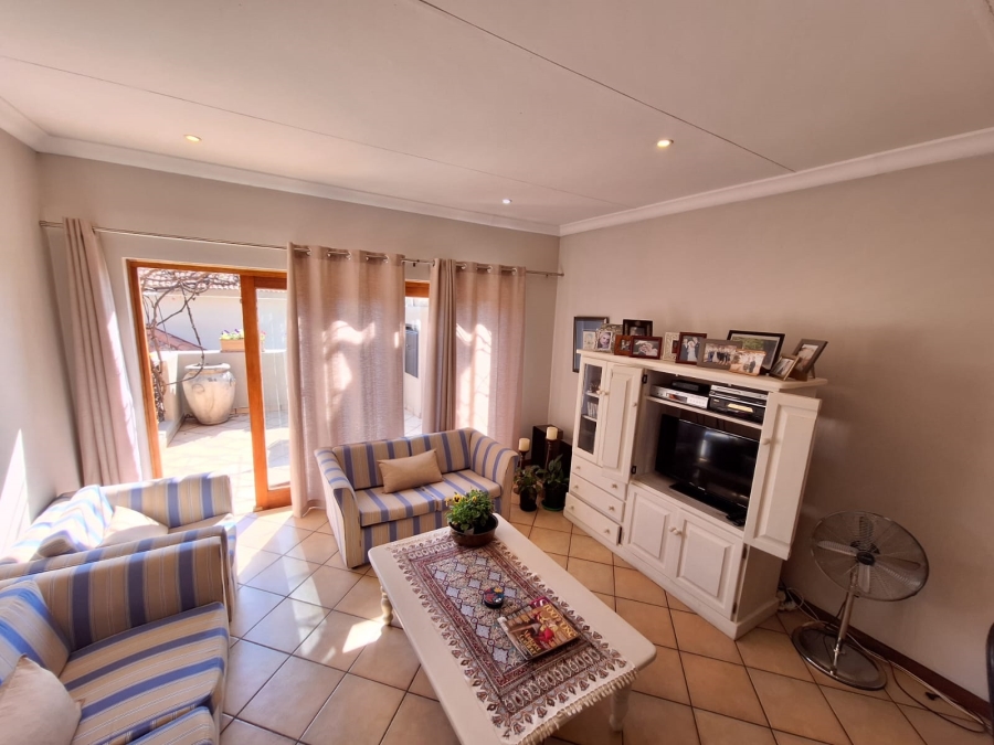 3 Bedroom Property for Sale in Eldoraigne Gauteng