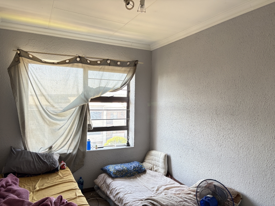 2 Bedroom Property for Sale in Noordhang Gauteng