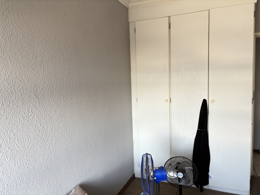 2 Bedroom Property for Sale in Noordhang Gauteng