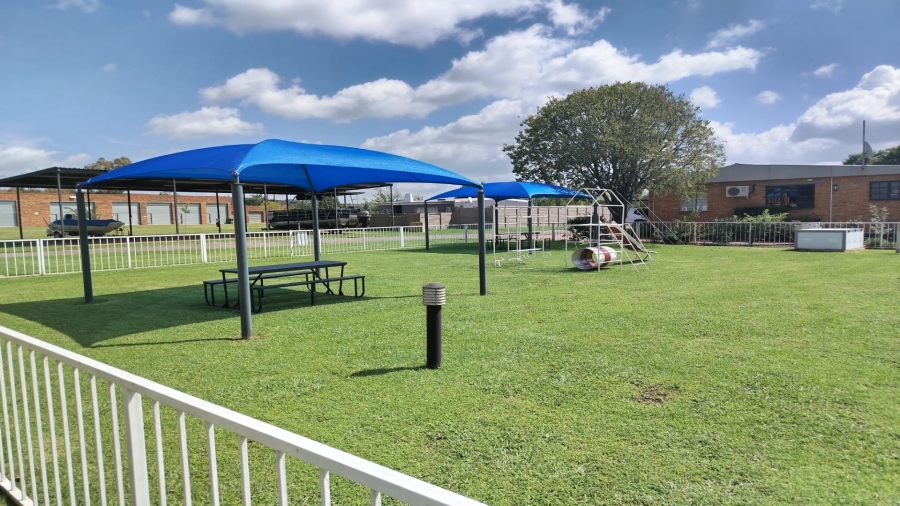 6 Bedroom Property for Sale in Kaalplaats Gauteng